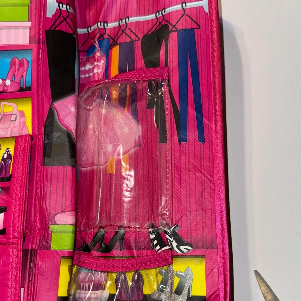 Fun Pink‎ Barbie Accessory Purse!